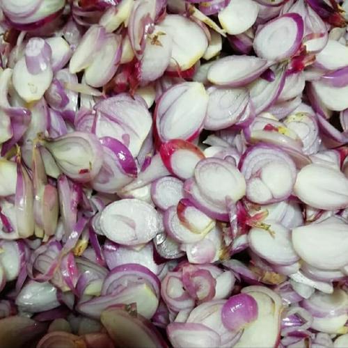 Tips Iris Bawang Tipis Merata Agar Masakan Lebih Sempurna