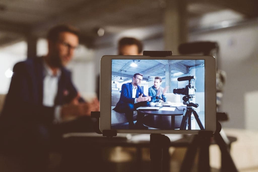 Cara Membuat Video Corporate yang Efektif untuk Branding Bisnis