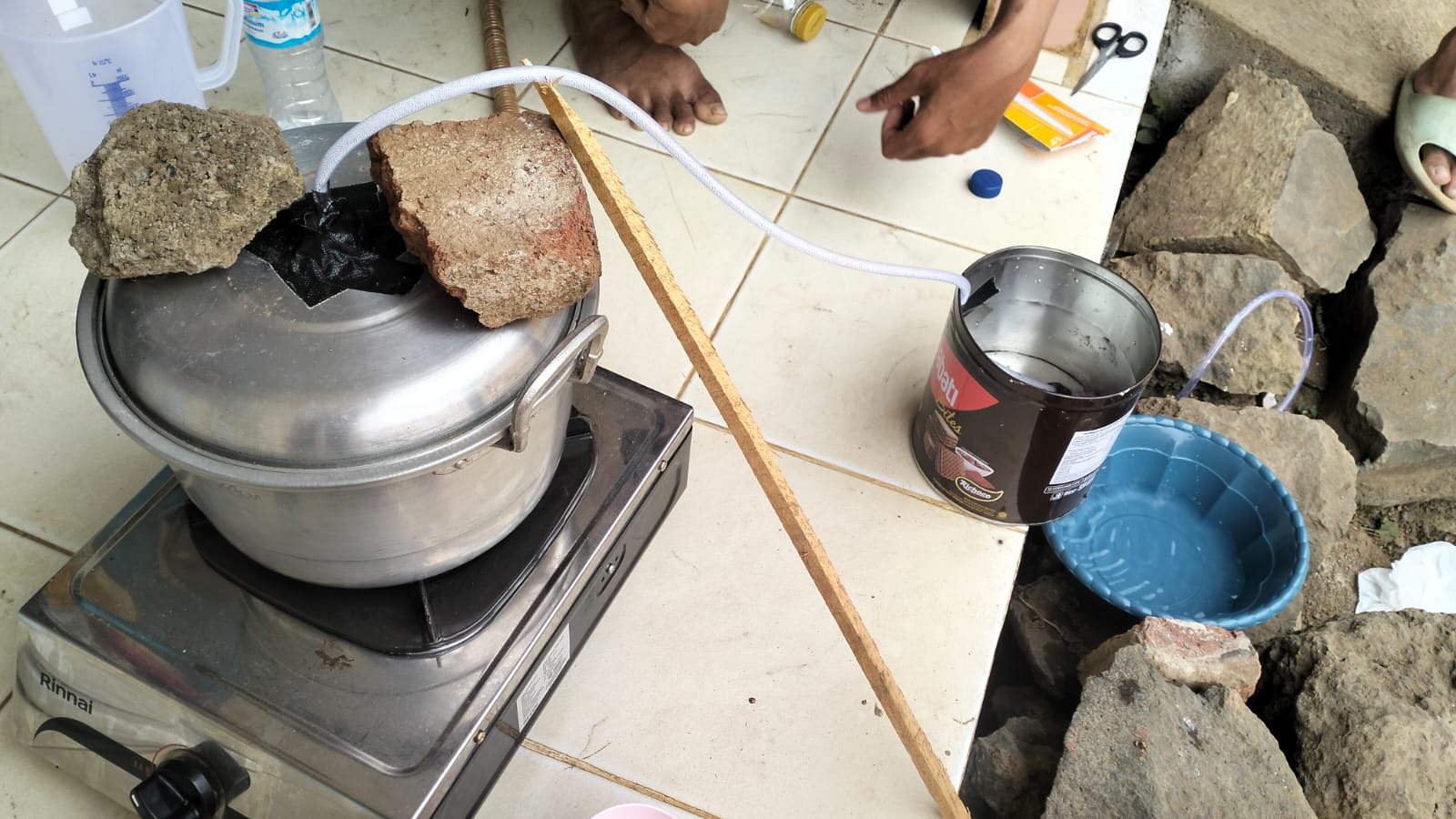 Metode Distilasi Tanaman Atsiri: Kenali 3 Teknik untuk Hasil Minyak Berkualitas
